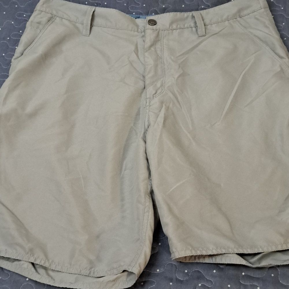 Quiksliver gray shorts size Size 34